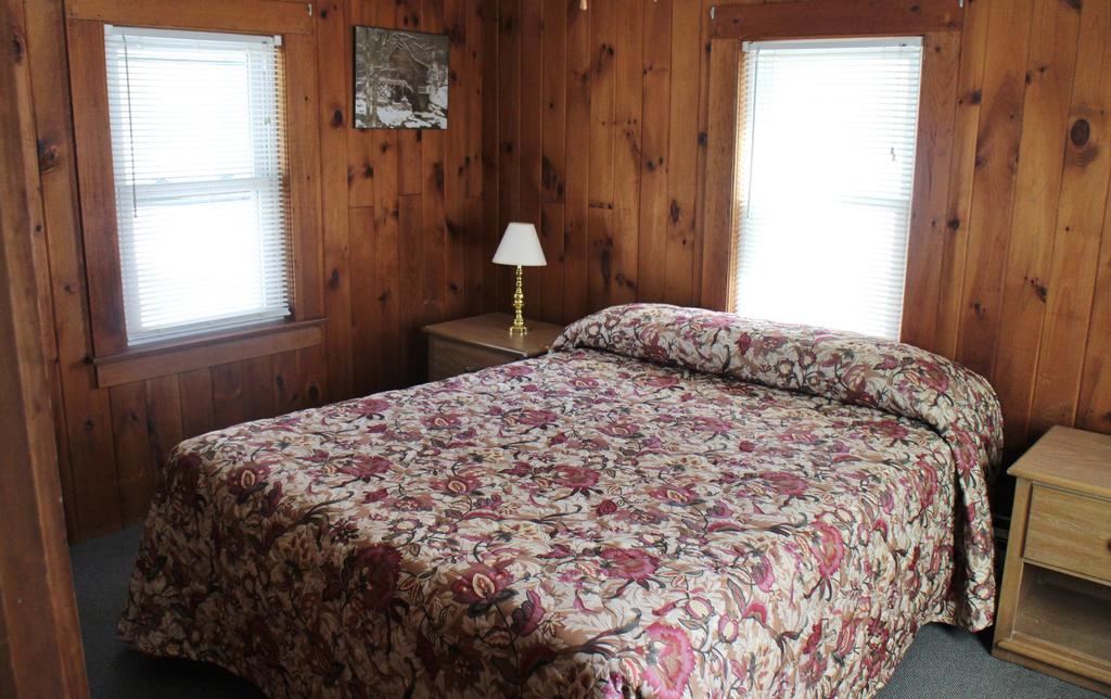 Pine Valley Cabins Thornton Стая снимка