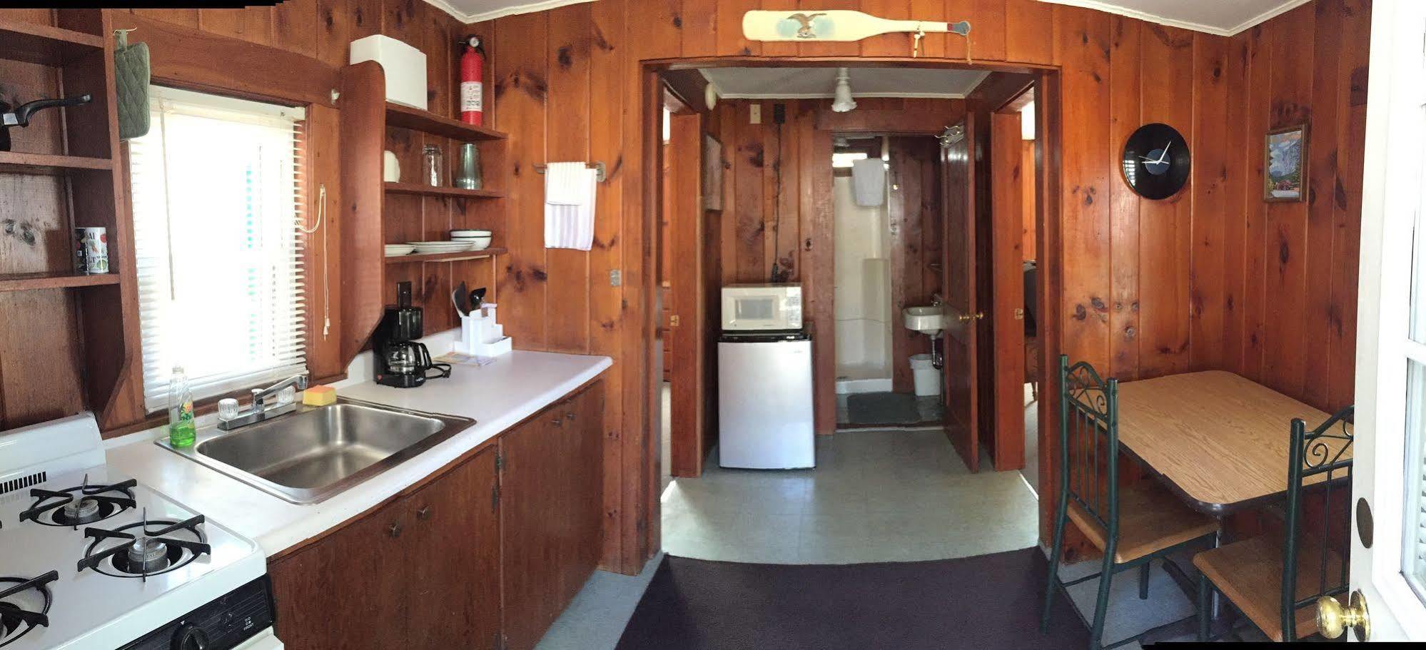 Pine Valley Cabins Thornton Екстериор снимка